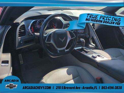 Used 2019 Chevrolet Corvette Stingray Coupe w/ 1LT RWD image 13