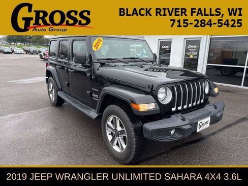 Used 2019 Jeep Wrangler Unlimited Sahara w/ Uconnect 4C Nav & Sound Group AWD/4WD image 1