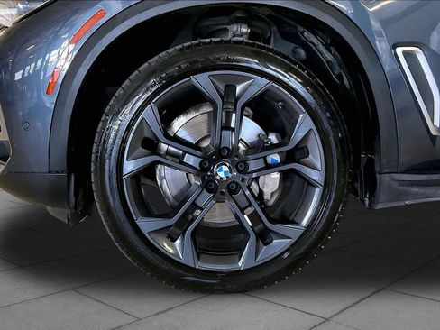 Used 2019 BMW X5 xDrive40i w/ Off-Road Package AWD/4WD image 10