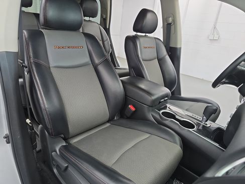 Certified 2019 Nissan Pathfinder SV w/ Rock Creek Edition image 10