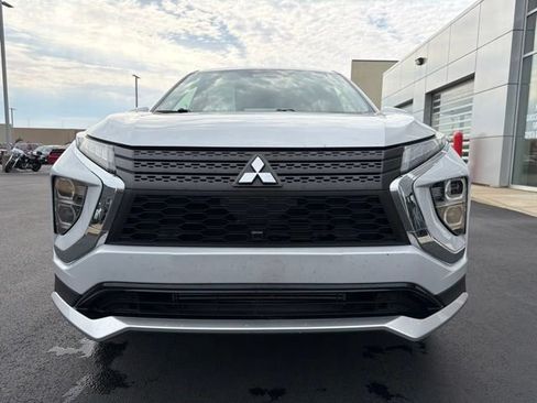 Used 2022 Mitsubishi Eclipse Cross SE AWD/4WD image 2