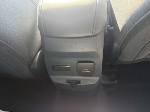 New 2026 Ford Maverick XLT w/ XLT Luxury Package FWD image 12