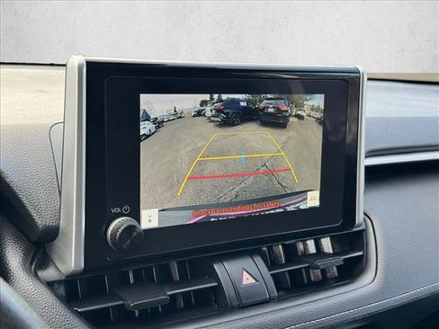 Used 2025 Toyota RAV4 XLE image 14