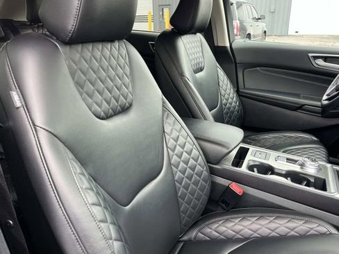 Certified 2024 Ford Edge Titanium AWD/4WD image 26