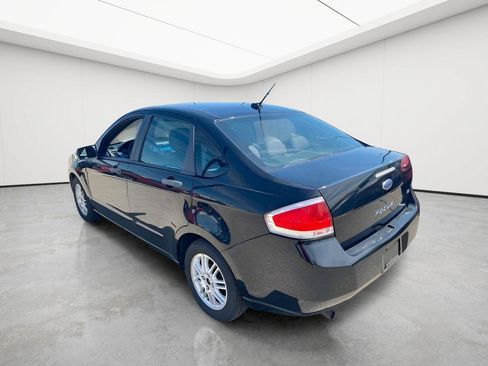 Used 2011 Ford Focus SE w/ 201A Rapid Spec Order Code FWD image 11