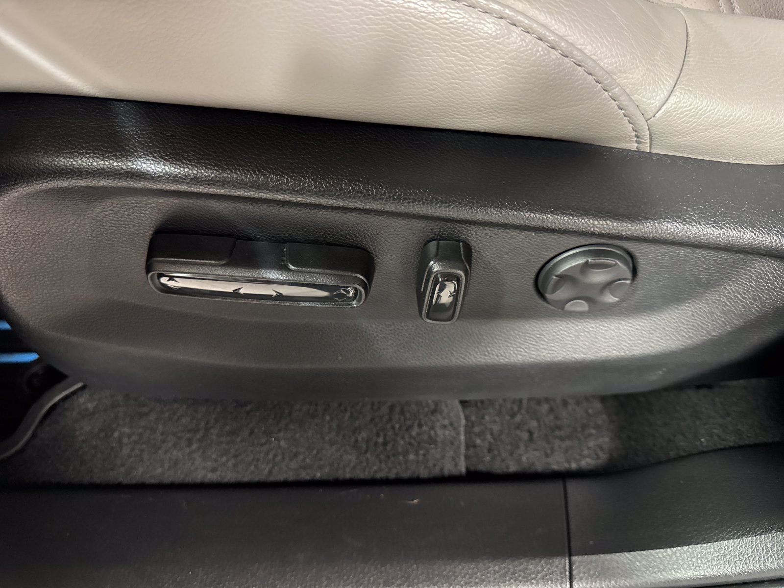 Used 2018 Honda CR-V EX-L image 11