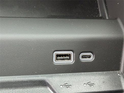 Used 2025 Chevrolet Tahoe Premier image 25