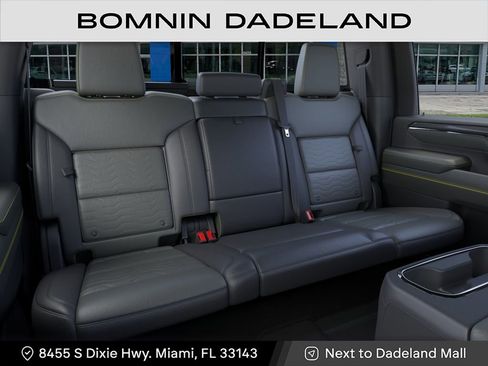 New 2026 Chevrolet Silverado 2500 ZR2 AWD/4WD image 17