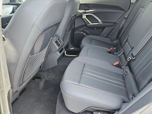 Certified 2025 Audi Q5 Premium w/ Convenience Package AWD/4WD image 19