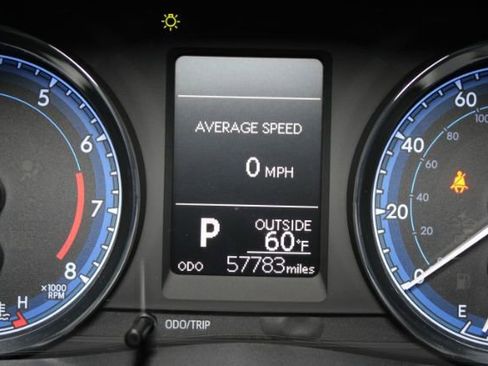 Used 2018 Toyota Corolla LE image 16