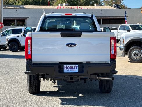 New 2026 Ford F350 XL image 4