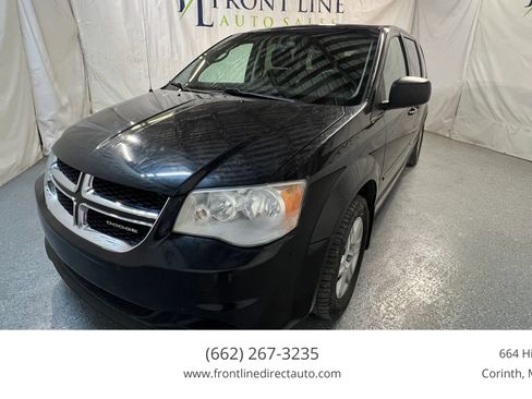Used 2012 Dodge Grand Caravan SE image 3