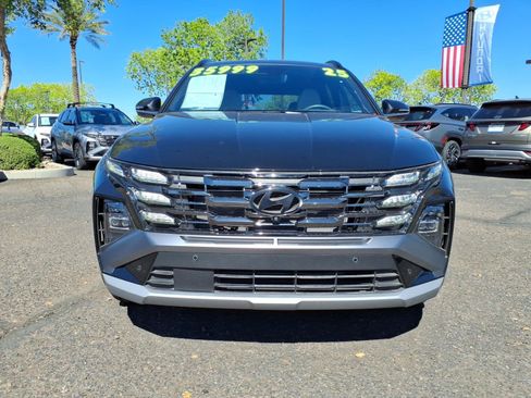 Certified 2025 Hyundai Tucson Limited AWD/4WD image 2