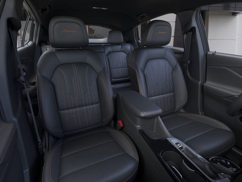 New 2026 Buick Envista Avenir image 16