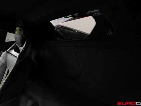 Used 2025 Lamborghini Revuelto AWD/4WD image 44