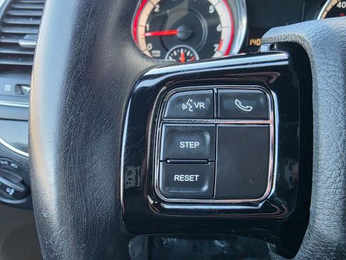 Used 2019 Dodge Grand Caravan SXT FWD image 20