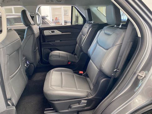 New 2026 Ford Explorer Active w/ Active Comfort Package AWD/4WD image 10