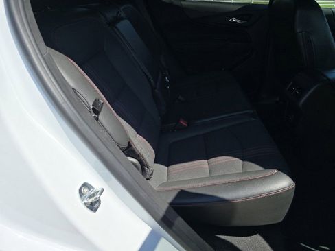 Used 2022 Chevrolet Equinox RS w/ Infotainment Package AWD/4WD image 22