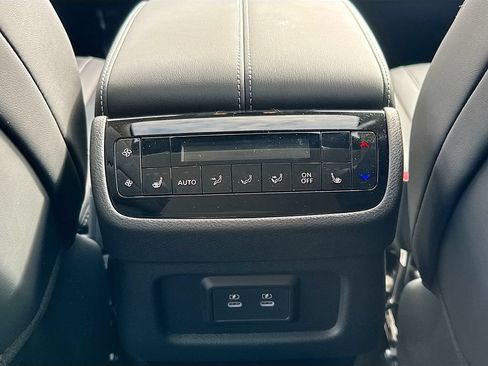 Certified 2026 INFINITI QX60 Luxe w/ Cargo Package FWD image 28