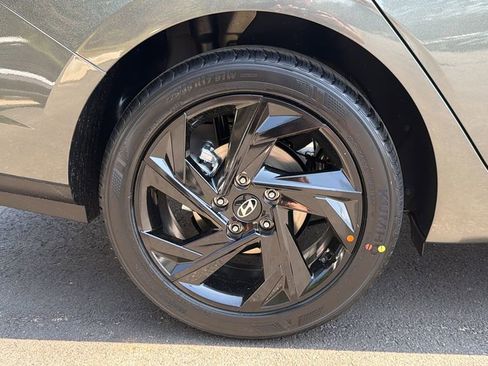New 2026 Hyundai Elantra Sport FWD image 18