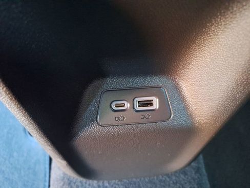 Used 2023 Buick Envision Essence w/ Sport Touring Package image 19