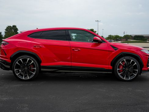 Used 2019 Lamborghini Urus AWD/4WD image 5