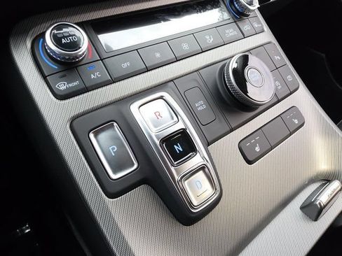 Used 2025 Hyundai Palisade SEL FWD image 29