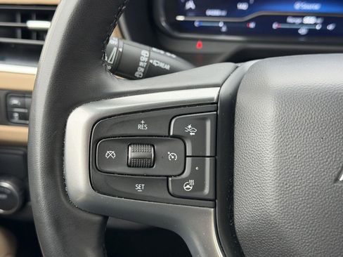 Used 2024 Chevrolet Suburban Premier image 14