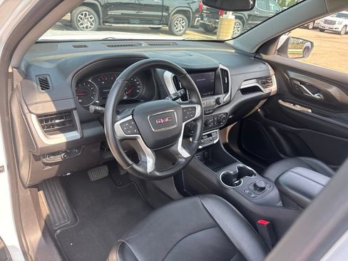 Used 2024 GMC Terrain SLT AWD/4WD image 15