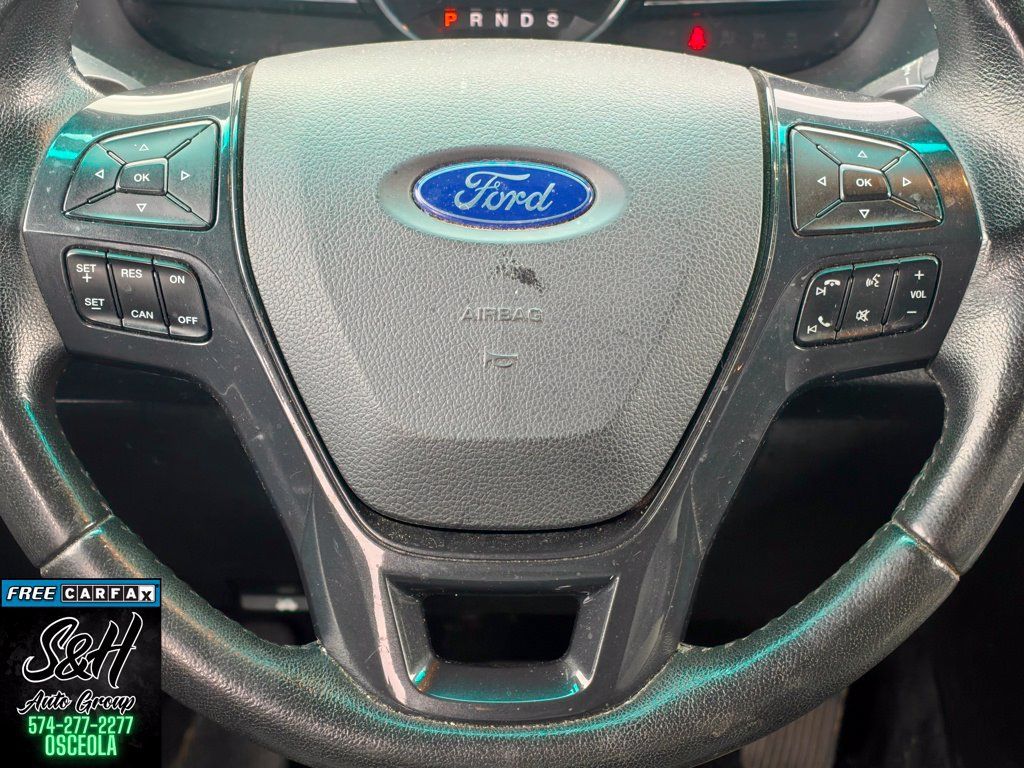 Used 2016 Ford Explorer XLT w/ Equipment Group 202A AWD/4WD image 5