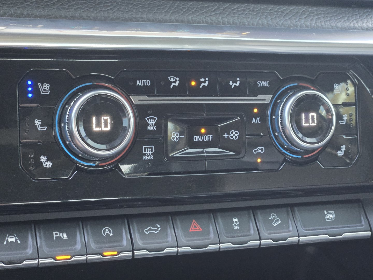 Used 2023 GMC Sierra 1500 Denali AWD/4WD image 30