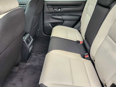 Used 2024 Honda CR-V EX image 31