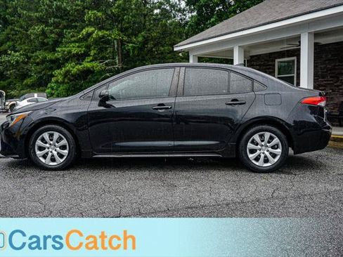 Used 2020 Toyota Corolla LE FWD image 8