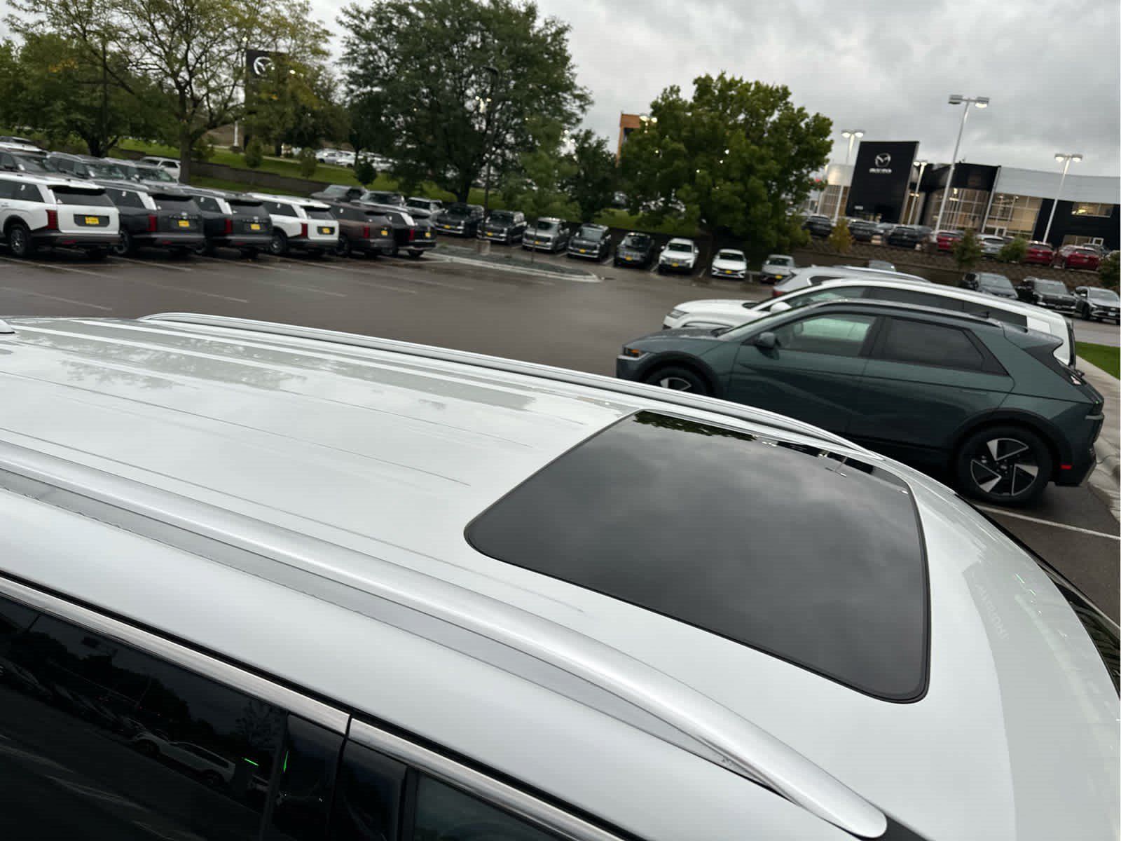 Used 2020 Kia Telluride EX w/ EX Premium Package AWD/4WD image 4
