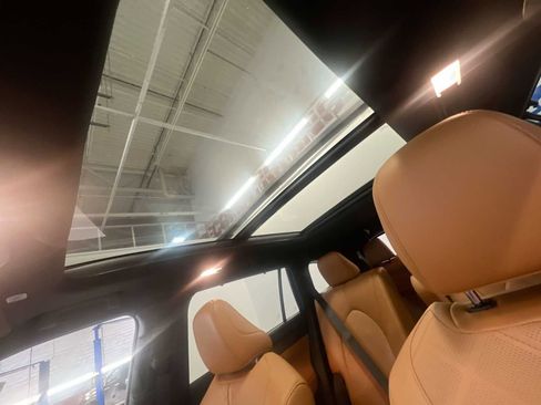 Used 2023 Toyota Highlander Platinum image 45