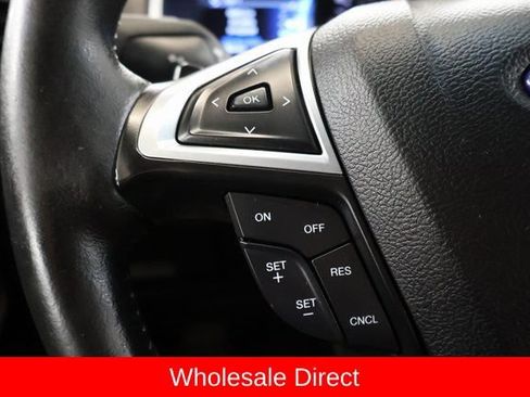 Used 2016 Ford Edge Titanium w/ Technology Package AWD/4WD image 17