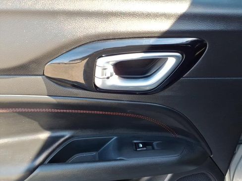 Used 2025 Jeep Compass Trailhawk w/ Trailhawk Elite Group image 8