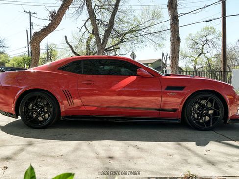 Used 2015 Chevrolet Camaro Z/28 RWD image 9