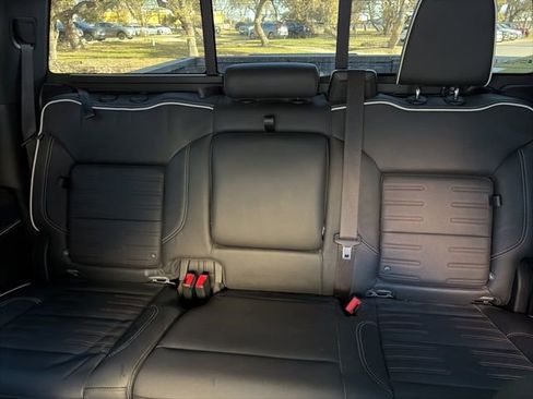 Used 2024 GMC Sierra 1500 AT4X w/ AT4X AEV Edition image 17