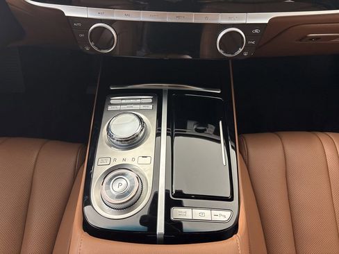 Used 2024 Genesis G80 2.5T image 24