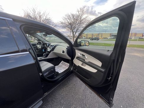 Used 2014 Chevrolet Equinox LS image 10