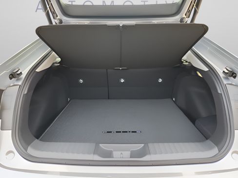 New 2026 Toyota Prius Limited FWD image 9