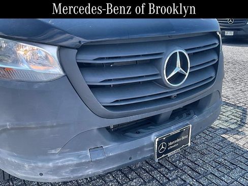 Used 2023 Mercedes-Benz Sprinter 2500 image 30