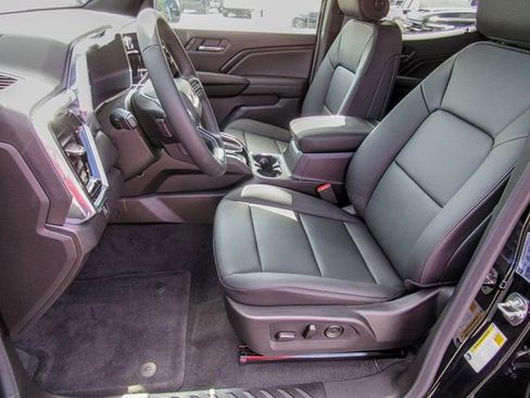 New 2026 GMC Canyon Elevation w/ Convenience Package image 14