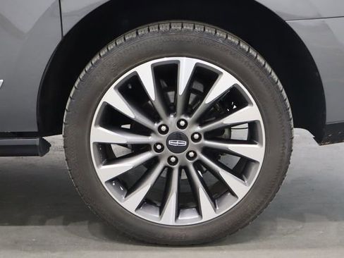 Used 2021 Lincoln Navigator L Reserve image 47