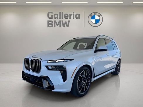 Certified 2023 BMW X7 xDrive40i w/ M Sport Package image 2
