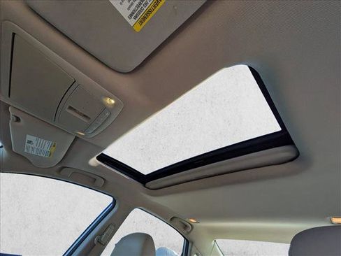 Used 2016 Nissan Altima 2.5 SL w/ Moonroof Package image 12