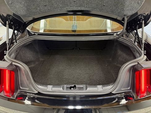 Used 2017 Ford Mustang GT image 18