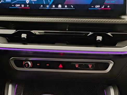 Used 2024 BMW XM image 13