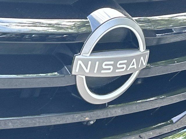 Used 2024 Nissan Pathfinder Platinum w/ Cargo Package AWD/4WD image 11